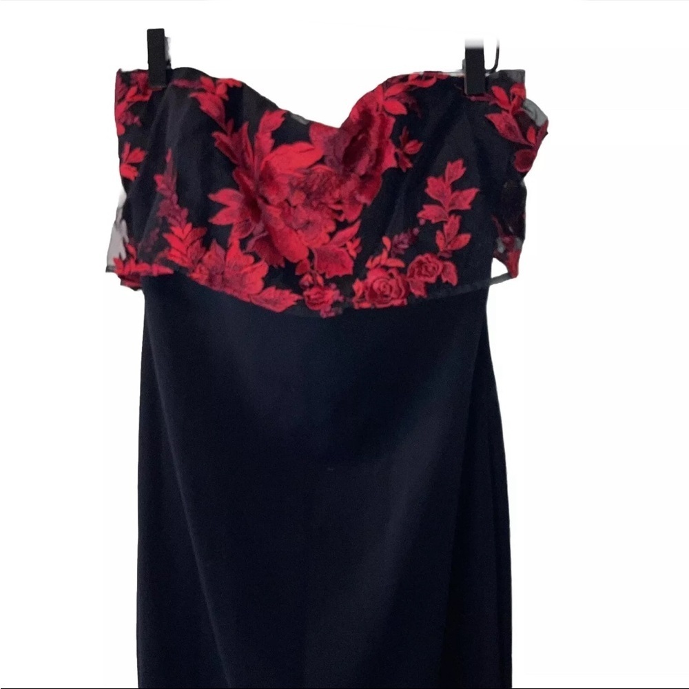 BADGLEY MISCHKA Floral Dress black red  Popover Gown strapless maxi. Size 6 - Picture 7 of 15